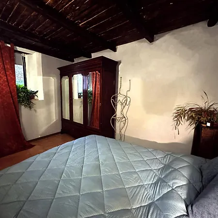 Saint Anthony アパート