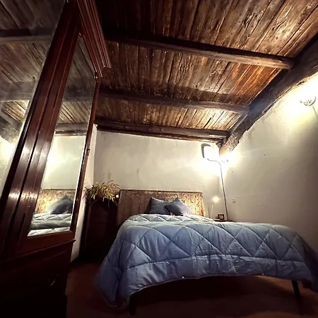 Saint Anthony アパート